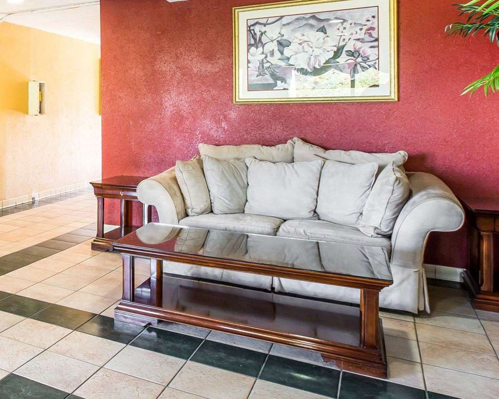 Econo Lodge Union City Interno foto